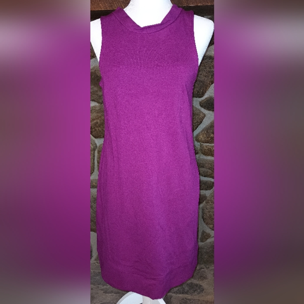 Hope Collection women's medium sleeveless dress